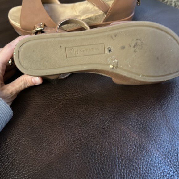 Sandals - Picture 2 of 3